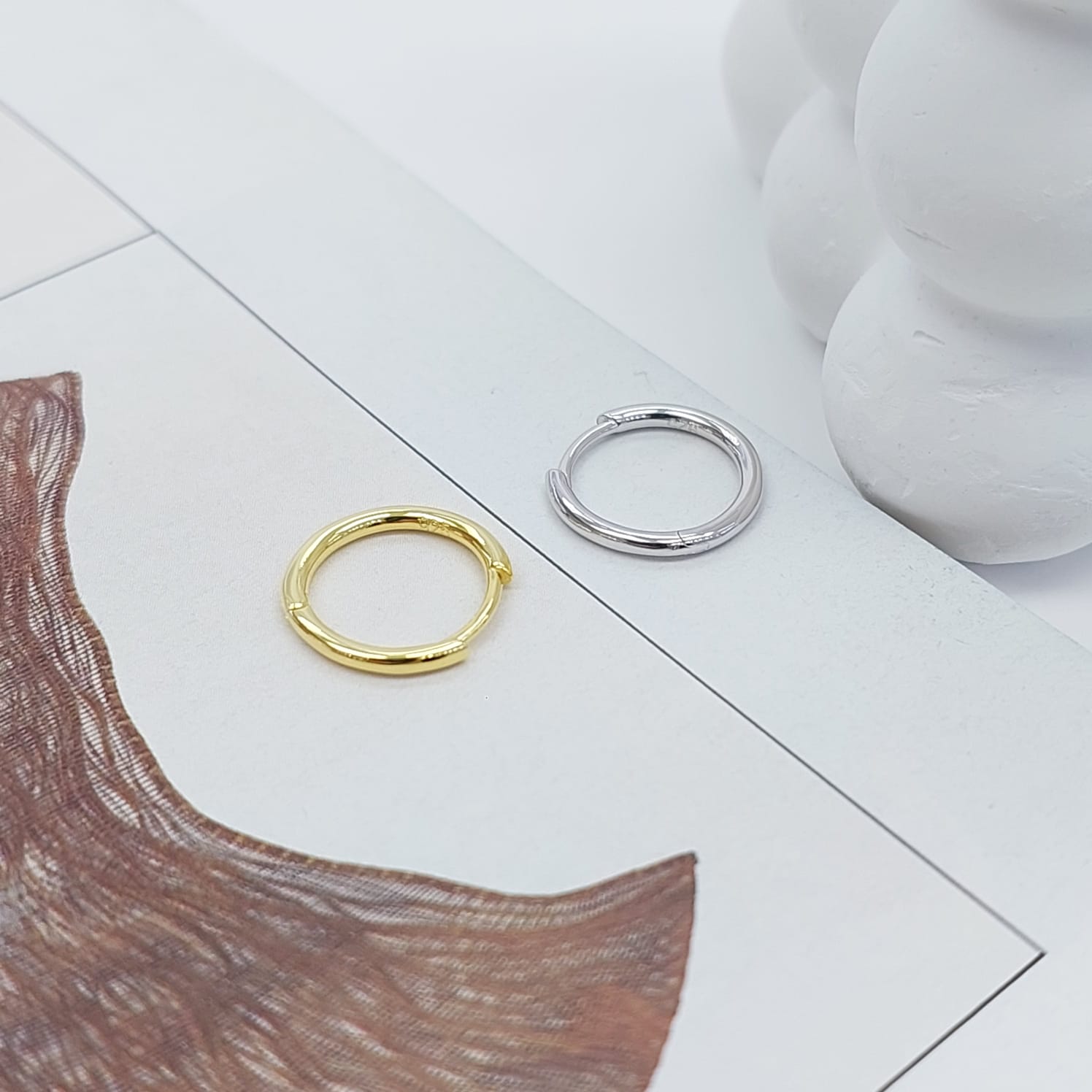 PLAIN HUGGIES - STERLING SILVER