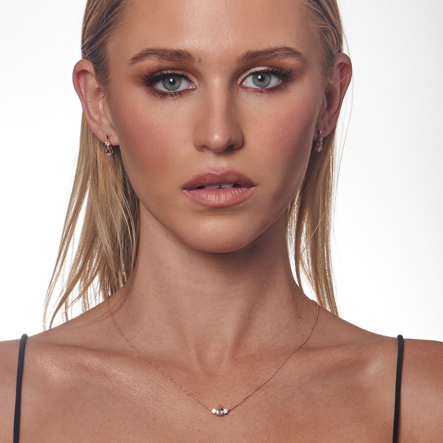 9CT IRISIA MORGANITE & DIAMOND NECKLACE