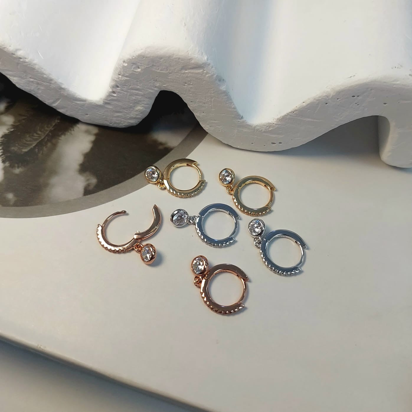 GLOW DROP EARRINGS - STERLING SILVER