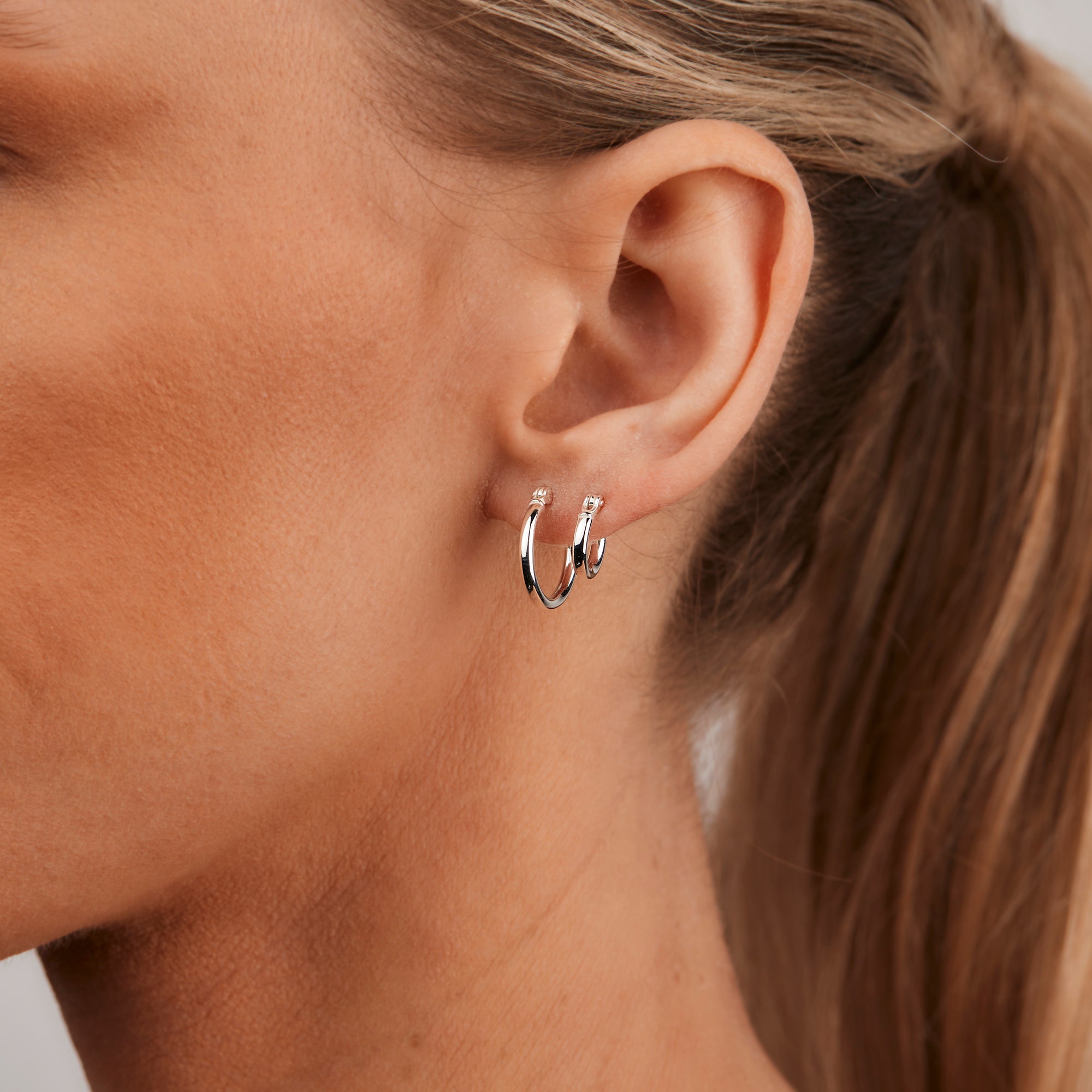 S/S HOOP EARRINGS