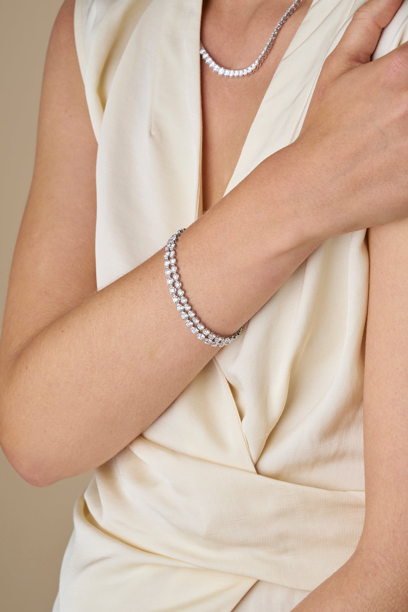 HEIRLOOM BRILLIANT CUT DIAMOND TENNIS BRACELET - SOLID GOLD