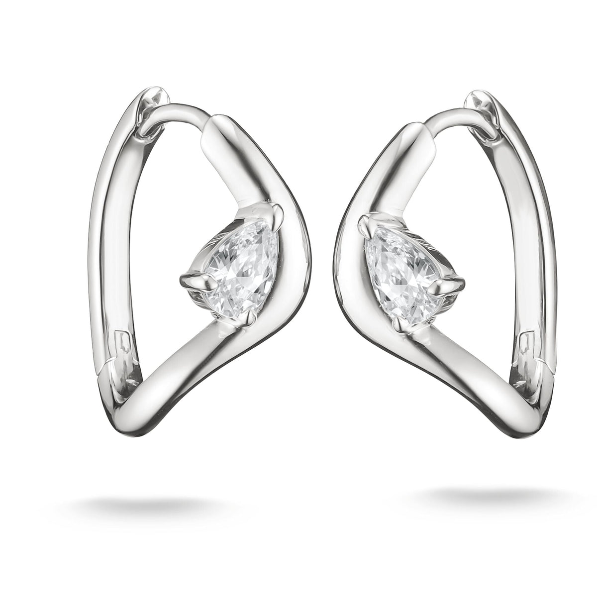 Hoop earrings with zirconia in teardrop shape