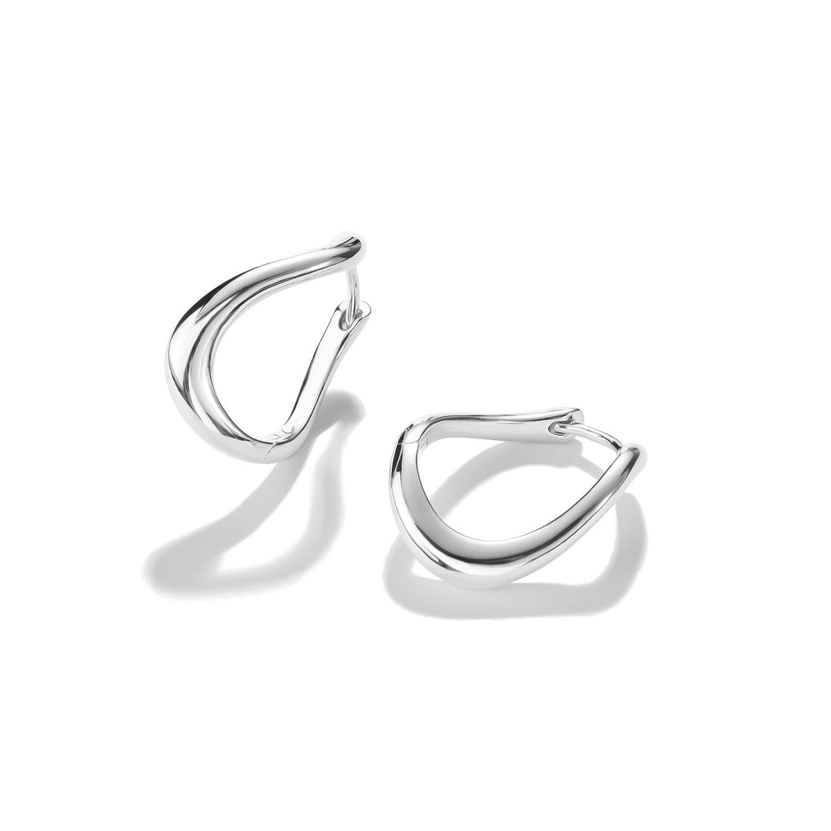 Hoop earrings wave-shaped