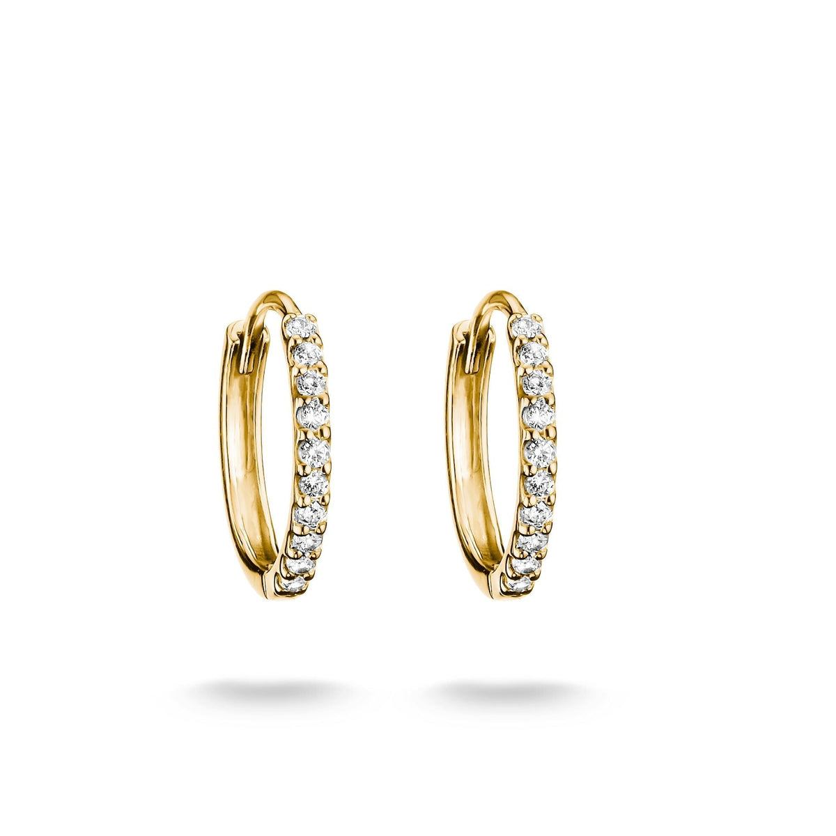 Hoop earrings with zirconia