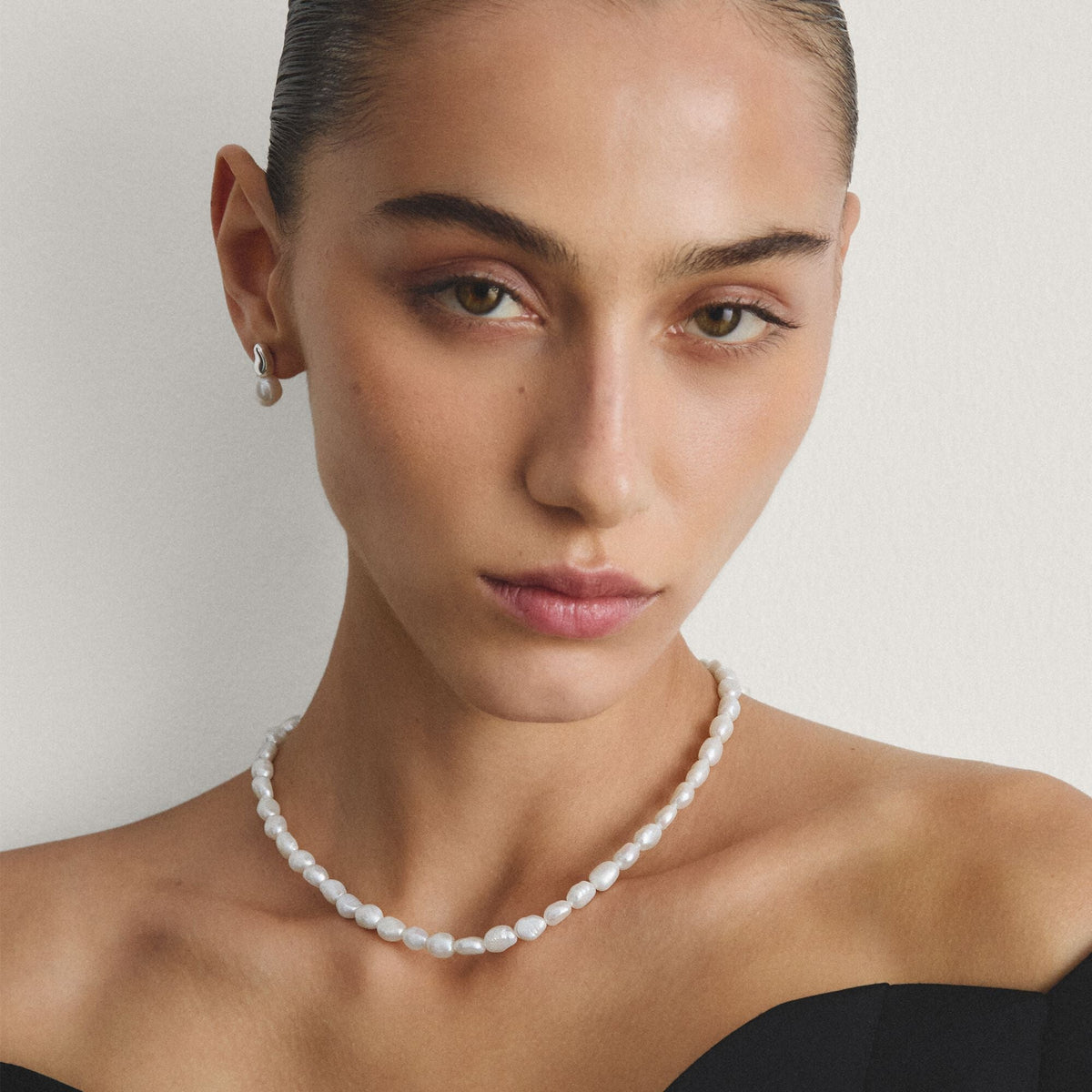 Pearl necklace