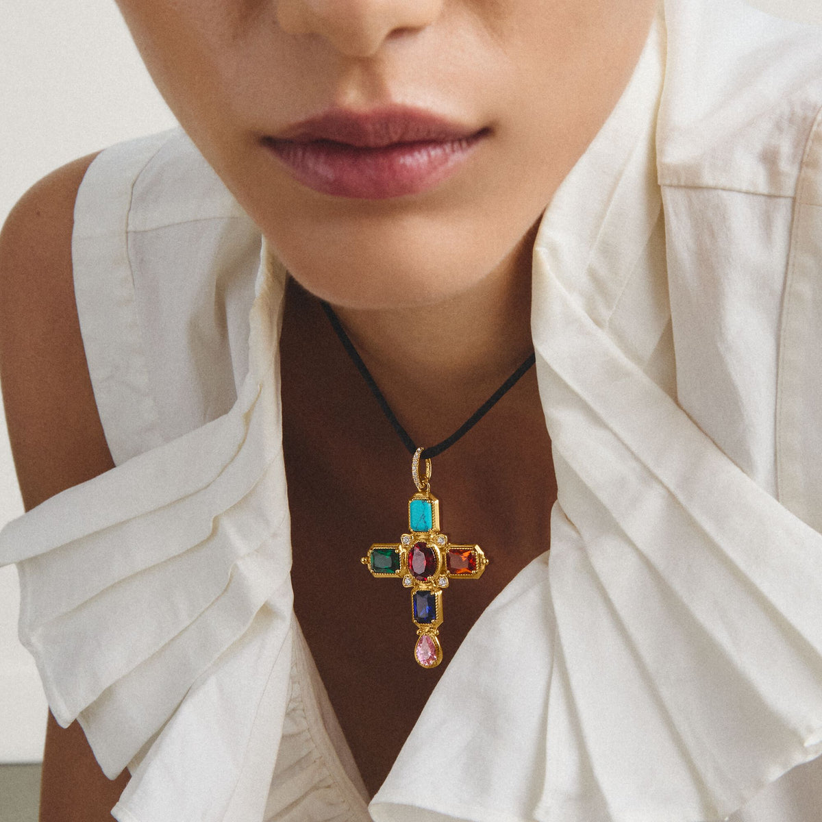 Pendant cross with stones
