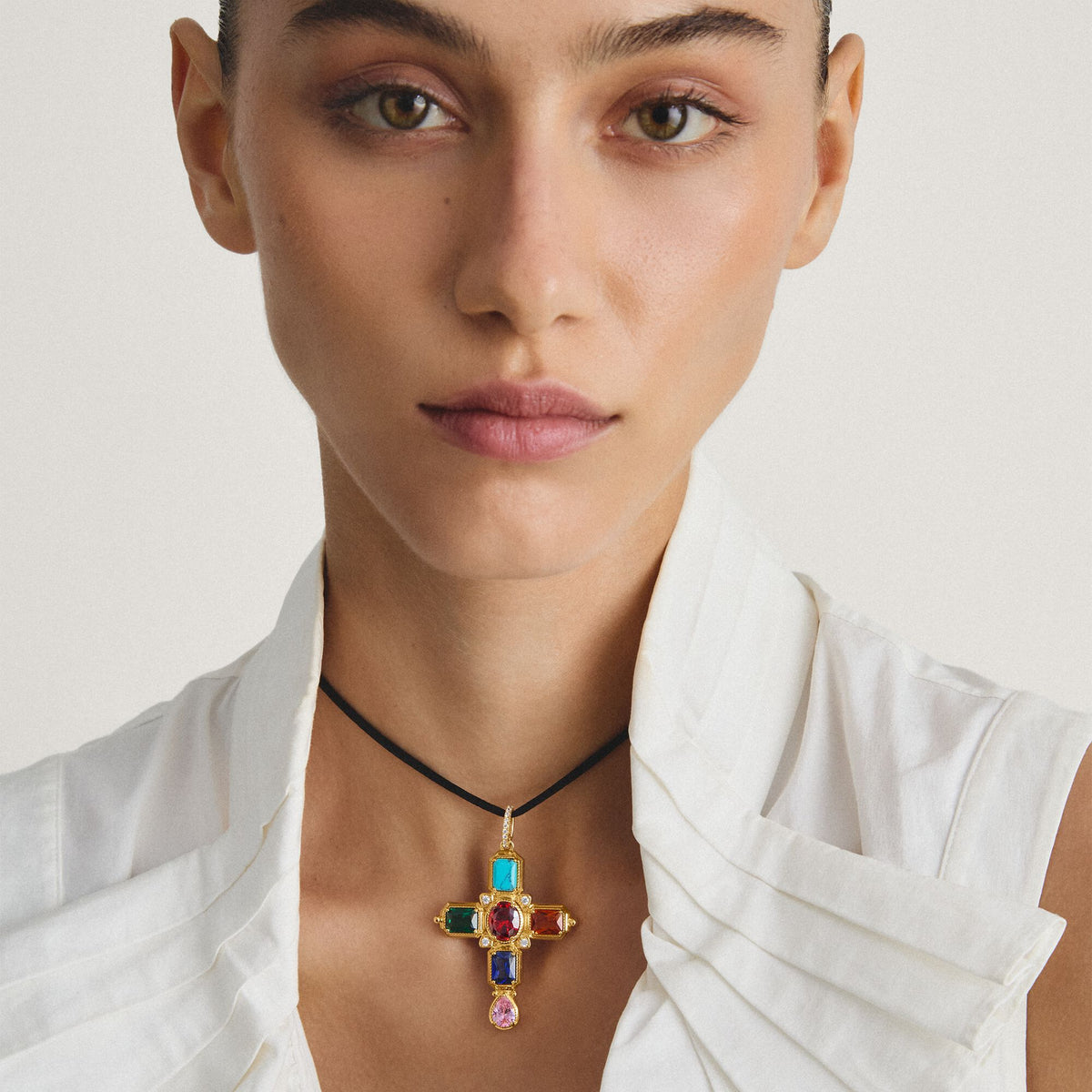 Pendant cross with stones