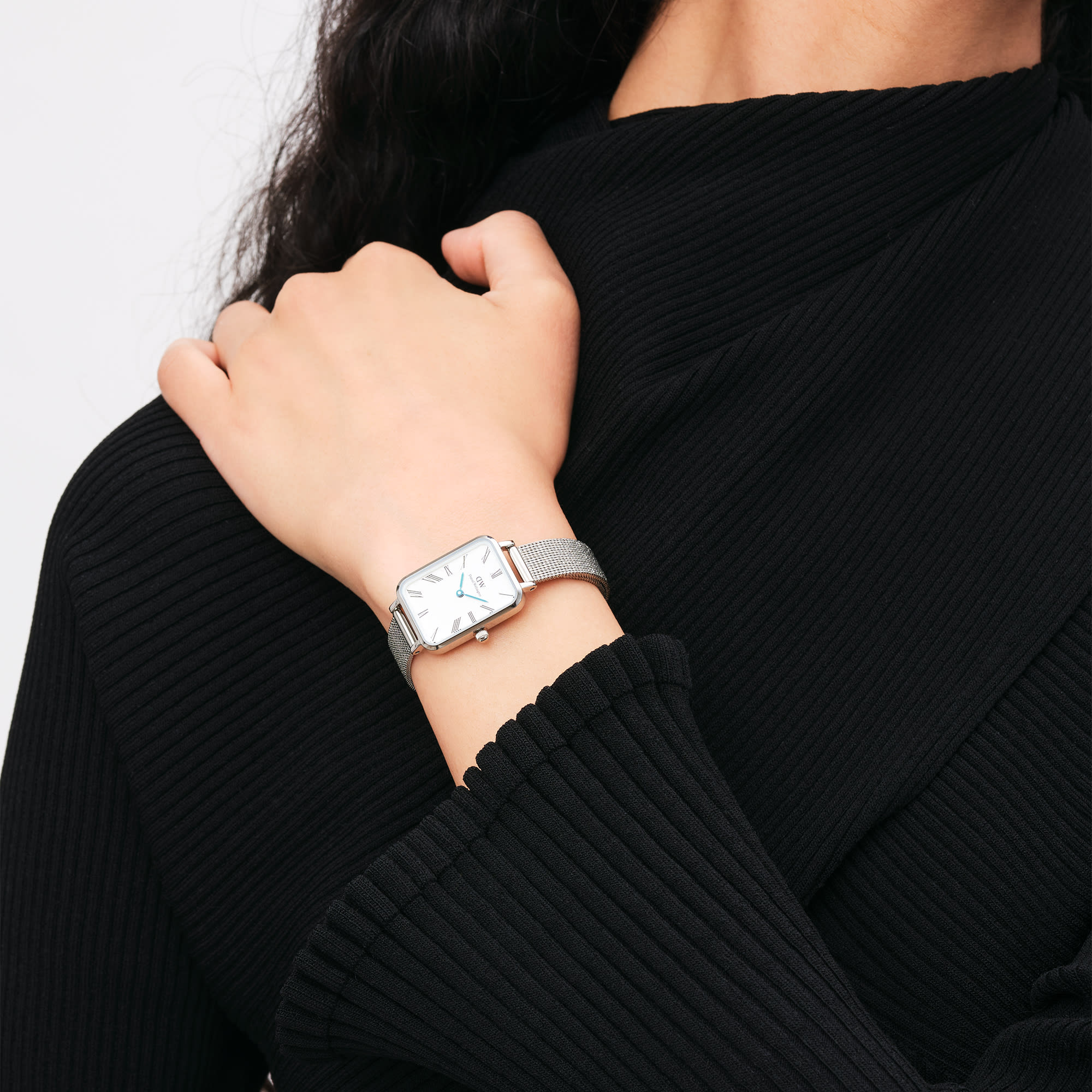 Daniel Wellington Quadro Roman Numerals 20x26 Sterling S White Watch