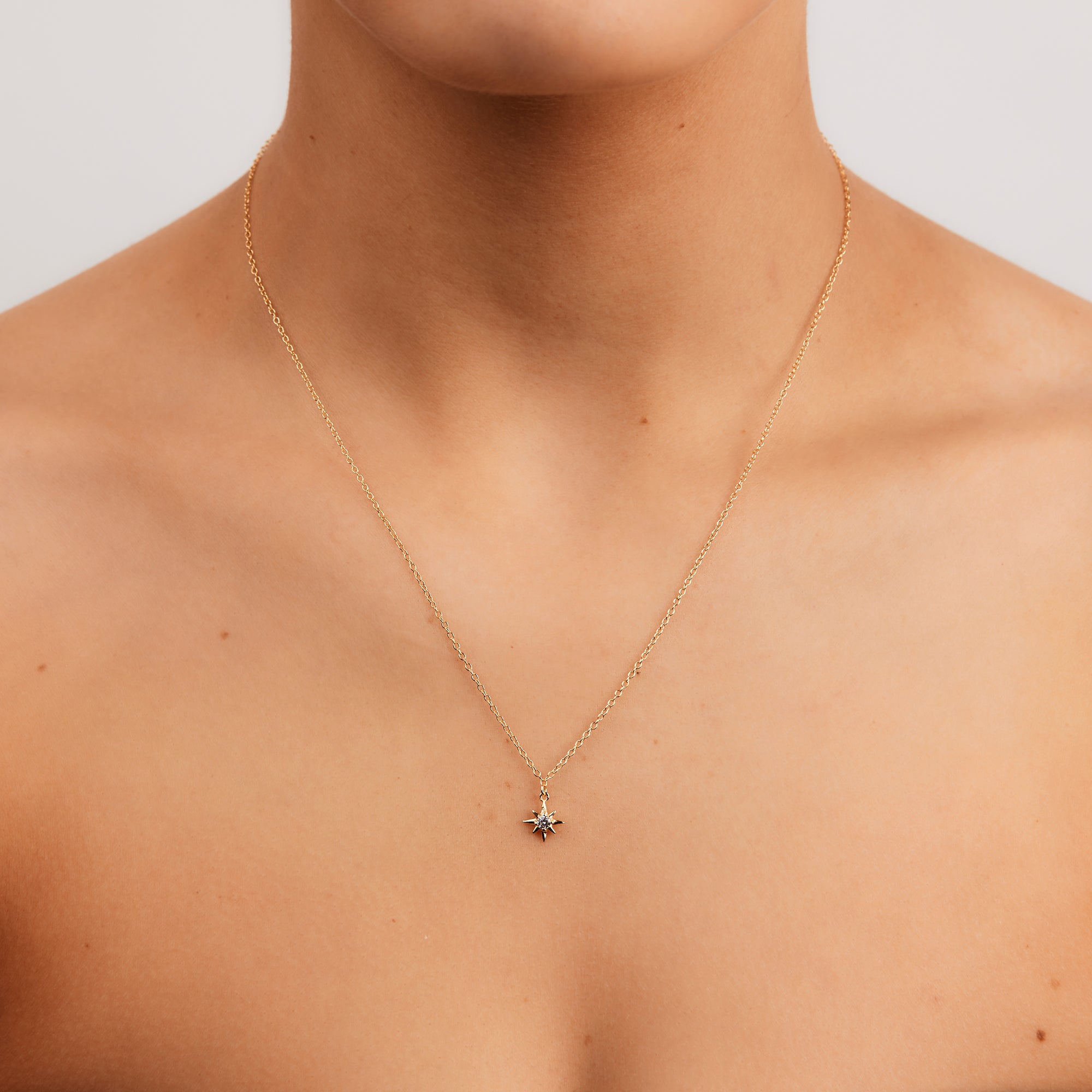 S/S OPALITE HAMSA HAND NECKLACE